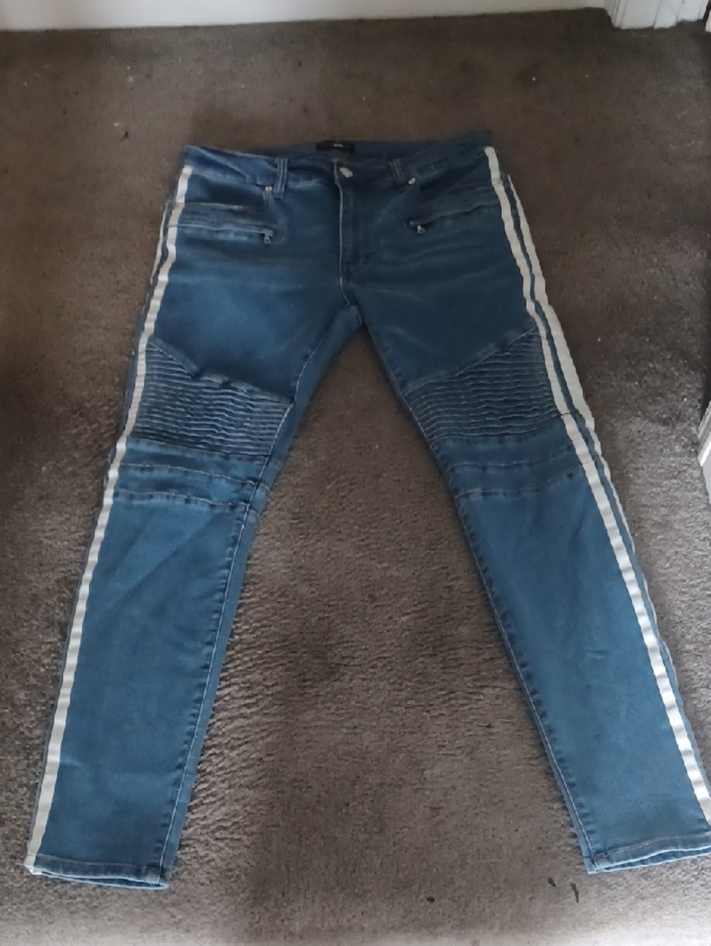 Fashion Nova Men Blue Denim Moto Jeans with White Side Stripes